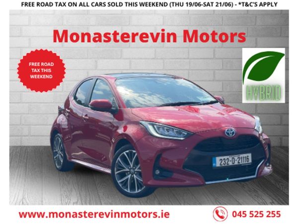 Toyota Yaris Hatchback, Petrol Hybrid, 2023, Red