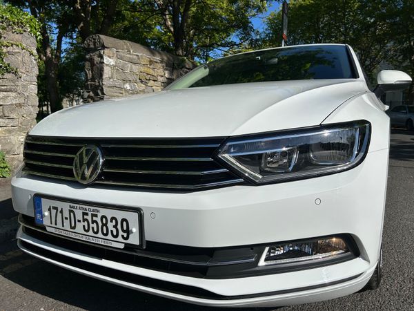 Volkswagen Passat Saloon, Diesel, 2017, White