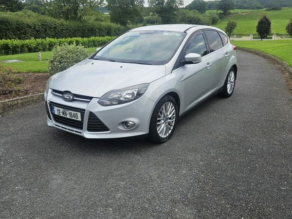 Ford Focus Hatchback, Diesel, 2012, Silver