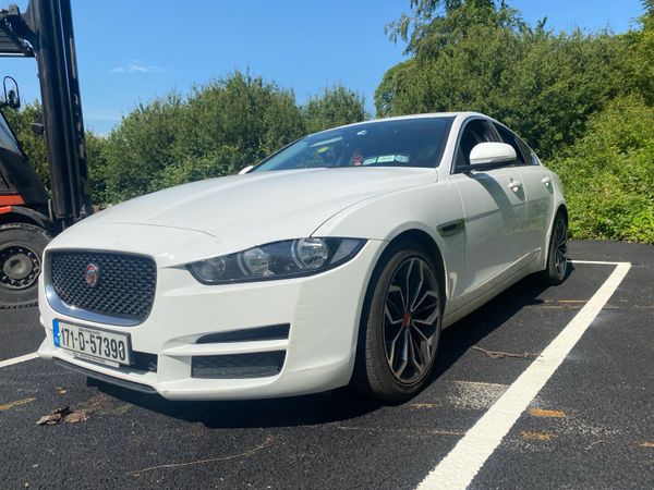 Jaguar XE Saloon, Diesel, 2017, White