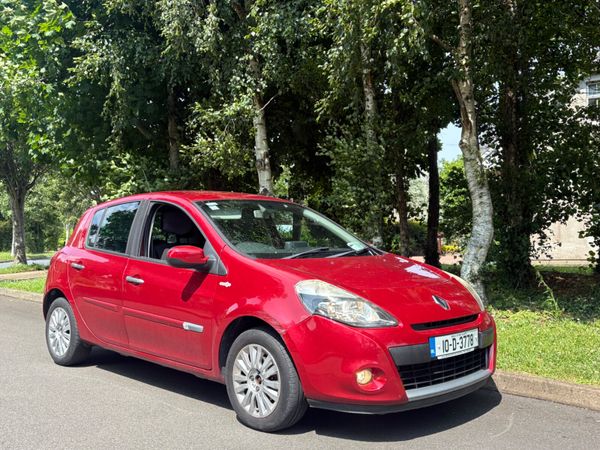 Renault Clio Hatchback, Ethanol Petrol, 2010, Red