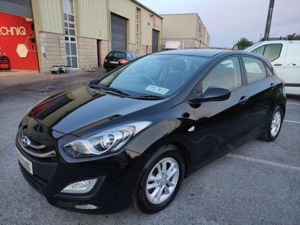 Hyundai i30 Hatchback, Diesel, 2015, Black