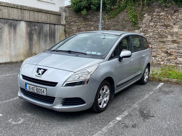 Peugeot 5008 MPV, Diesel, 2010, Silver