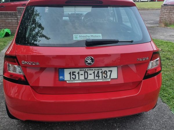 Skoda Fabia Hatchback, Petrol, 2015, Red