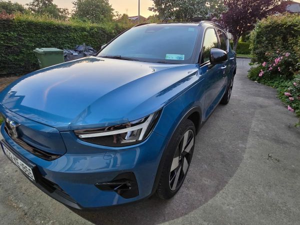 Volvo XC40 Estate/Jeep, Electric, 2022, Blue