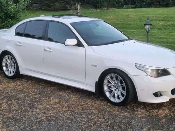 BMW 5-Series Saloon, Petrol, 2007, White