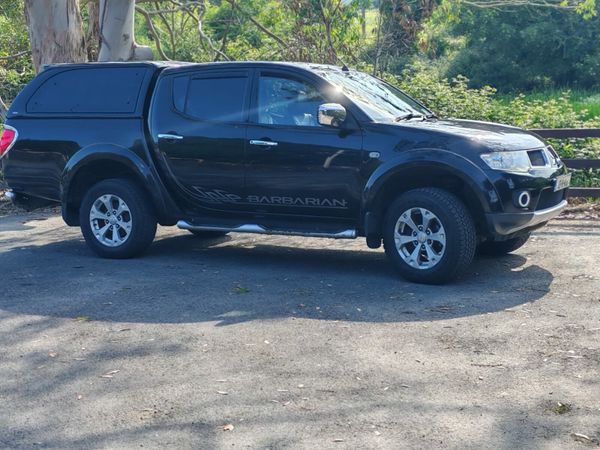 Mitsubishi L200 Crew Cab, Diesel, 2013, Black