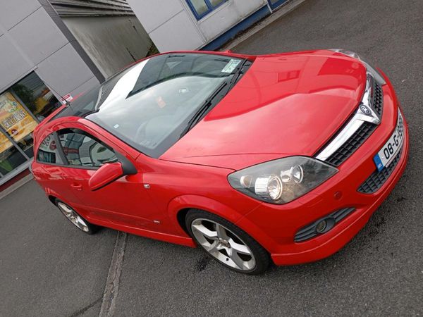 Vauxhall Astra Hatchback, Diesel, 2008, Red