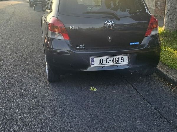 Toyota Vitz Hatchback, Petrol, 2010, Black