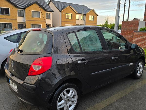 Renault Clio Hatchback, Petrol, 2008, Black