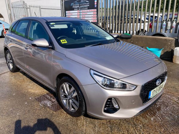 Hyundai i30 Hatchback, Diesel, 2017, White