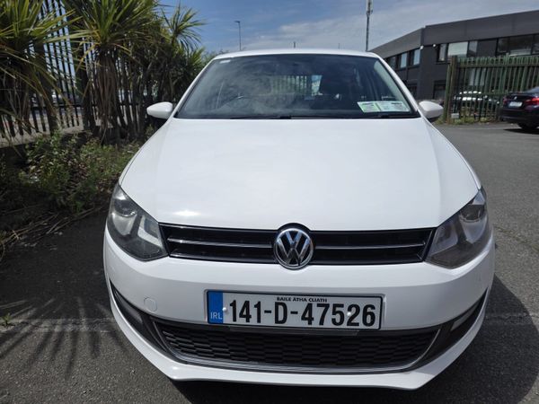 Volkswagen Polo Hatchback, Petrol, 2014, White