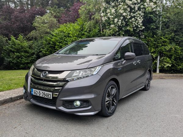 Honda Odyssey MPV, Petrol Hybrid, 2016, Grey