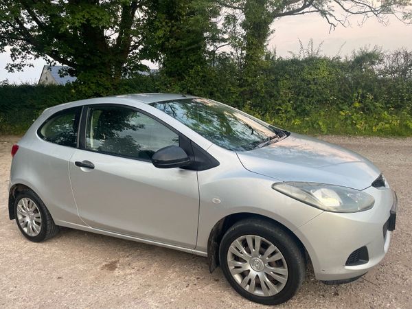 Mazda Mazda2 Hatchback, Petrol, 2009, Silver