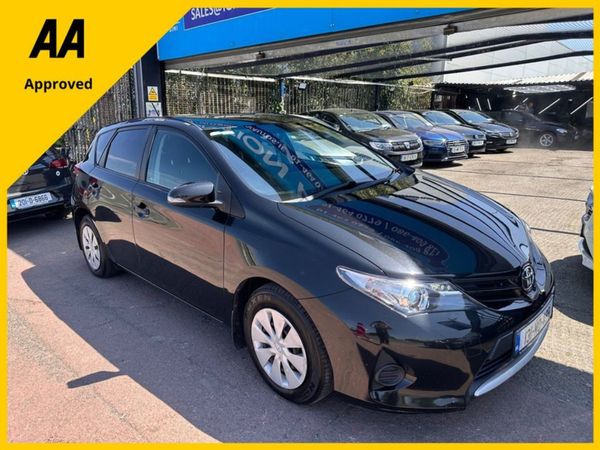 Toyota Auris MPV, Petrol, 2013, Black