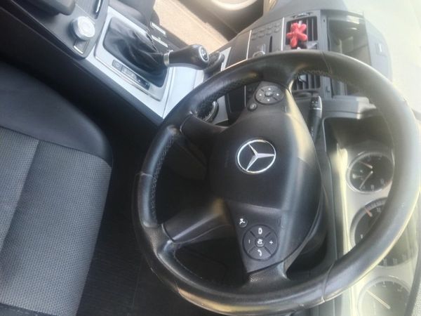 Mercedes-Benz C-Class Saloon, Diesel, 2009, Black