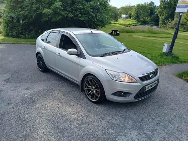 Ford Focus Hatchback, Diesel, 2009, Silver