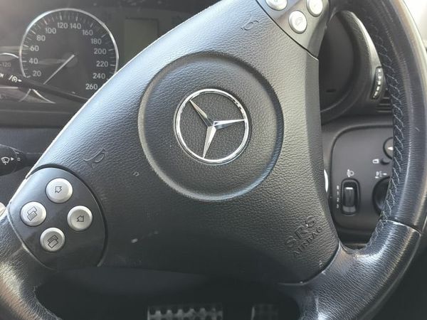 Mercedes-Benz C-Class Saloon, Petrol, 2006, Silver