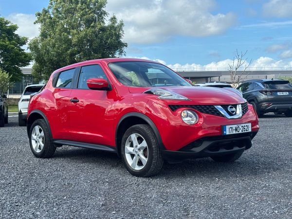 Nissan Juke SUV, Petrol, 2017, Red