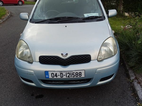 Toyota Vitz Hatchback, Petrol, 2004, Blue