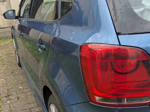 Volkswagen Polo Hatchback, Petrol, 2014, Blue
