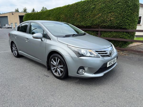 Toyota Avensis Saloon, Diesel, 2013, Grey