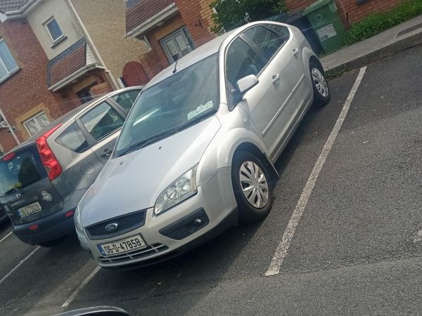 Ford Focus Hatchback, Petrol, 2006, Silver