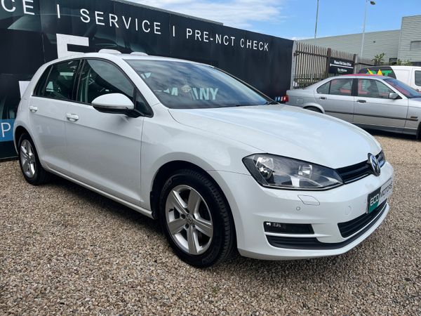 Volkswagen Golf Hatchback, Petrol, 2016, White