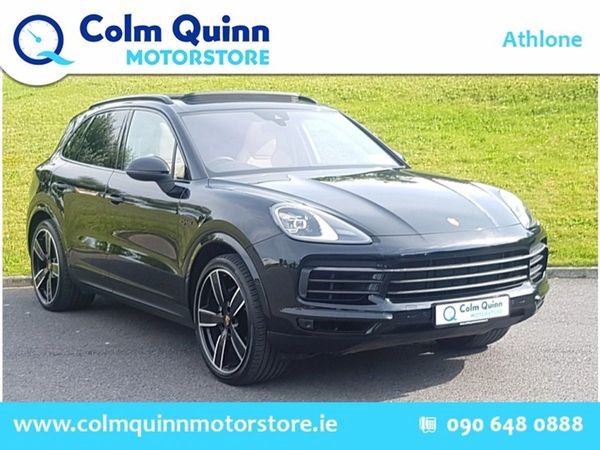 Porsche Cayenne SUV, Petrol Plug-in Hybrid, 2023, Black