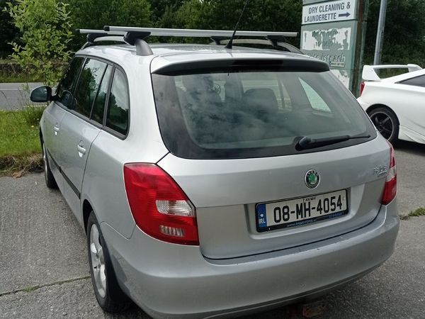 Skoda Fabia Estate, Petrol, 2008, Silver