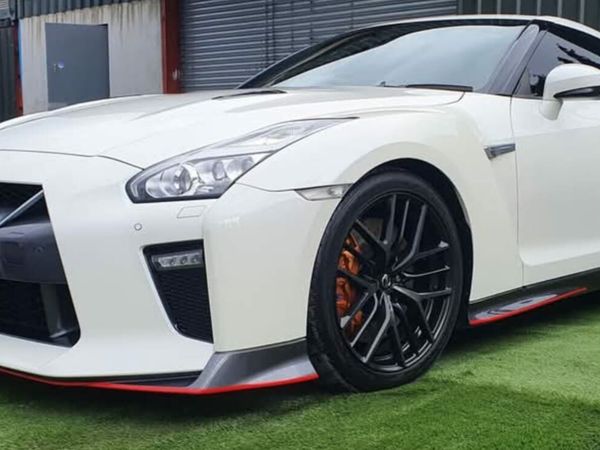 Nissan GT-R Coupe, Petrol, 2017, White