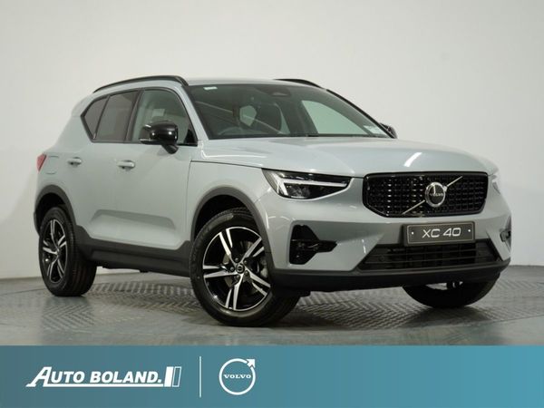 Volvo XC40 SUV, Petrol Hybrid, 2025, Grey