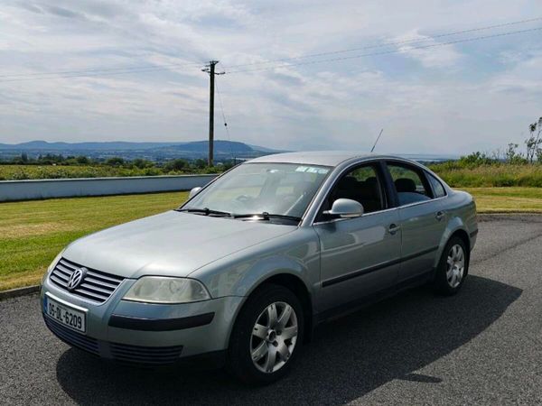 Volkswagen Passat Saloon, Diesel, 2005, Grey