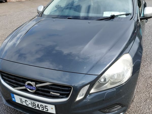 Volvo S60 Saloon, Diesel, 2011, Grey