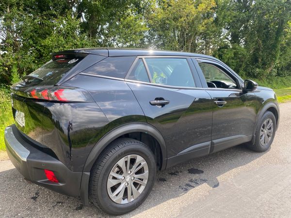 Peugeot 2008 MPV, Diesel, 2020, Black