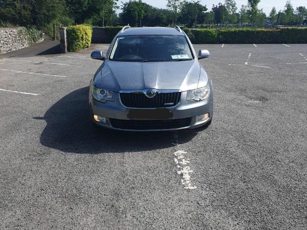 Skoda Superb Estate, Diesel, 2012, Grey