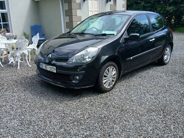 Renault Clio Hatchback, Petrol, 2006, Black