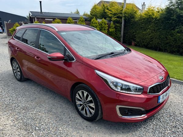 Kia Ceed Estate/Jeep, Diesel, 2016, Red