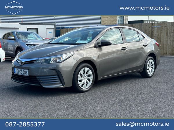 Toyota Corolla Saloon, Diesel, 2017, Grey