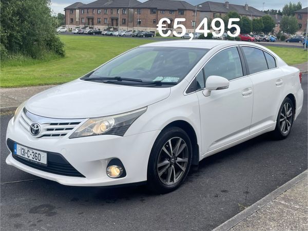 Toyota Avensis Saloon, Diesel, 2013, White