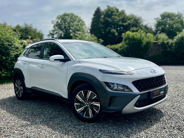 Hyundai KONA MPV, Petrol, 2023, White