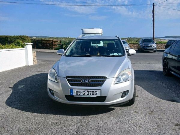Kia Ceed Estate, Diesel, 2009, Silver