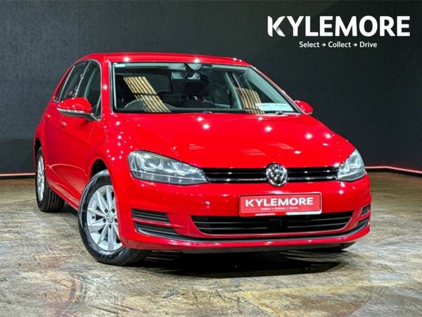 Volkswagen Golf Hatchback, Petrol, 2016, Red