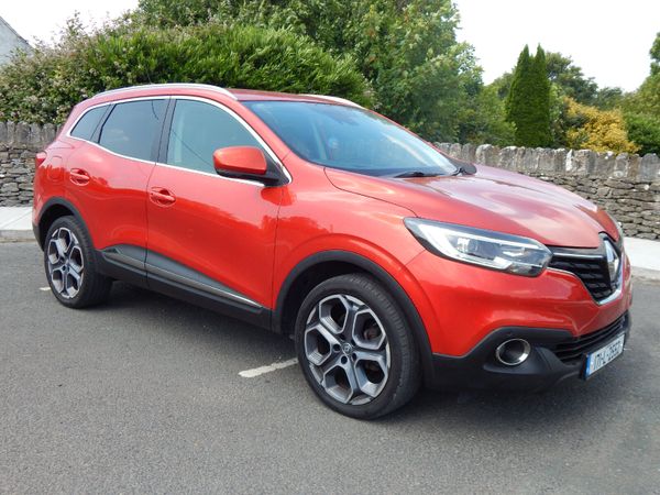 Renault Kadjar SUV, Diesel, 2017, Red