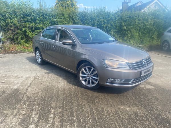 Volkswagen Passat Saloon, Diesel, 2011, Brown