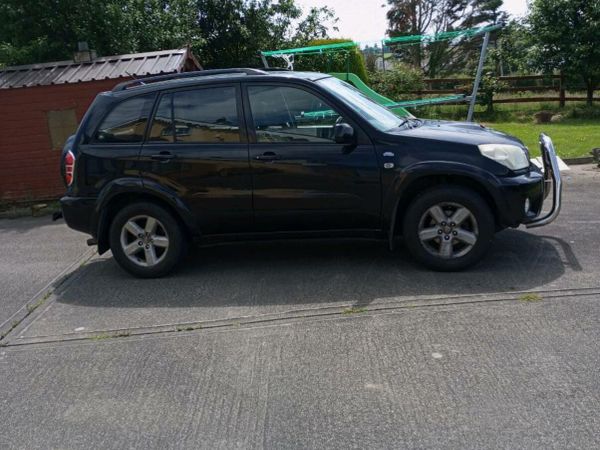 Toyota RAV4 SUV, Diesel, 2005, Black