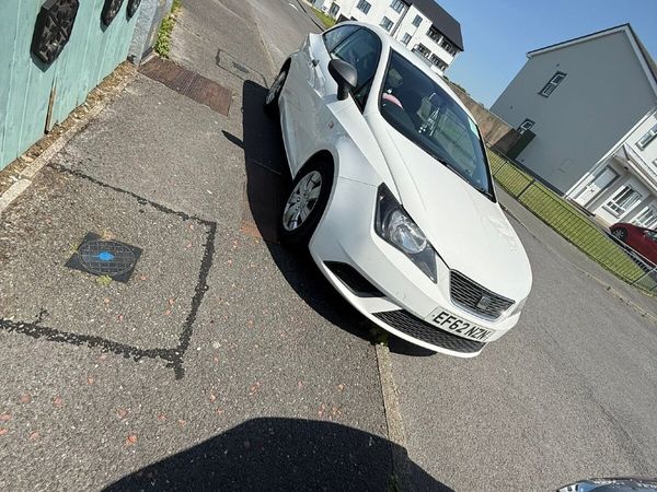 SEAT Ibiza Hatchback, Petrol, 2012, White