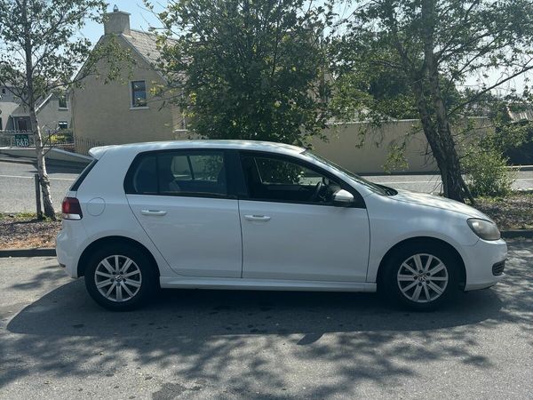Volkswagen Golf Hatchback, Diesel, 2011, White