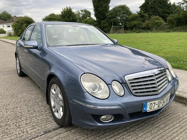 Mercedes-Benz E-Class Saloon, Diesel, 2007, Blue