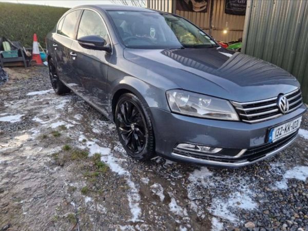 Volkswagen Passat Saloon, Diesel, 2013, Grey